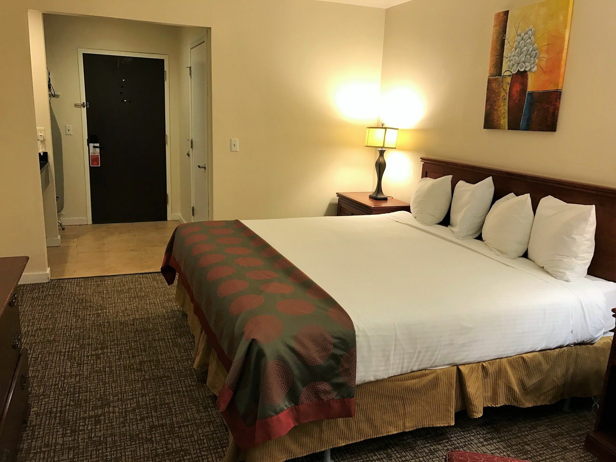 Ramada by Wyndham Draper Hotel Bagian luar foto